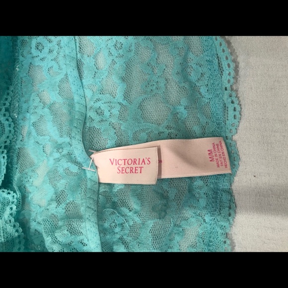 Victoria’s Secret Bralette - Picture 3 of 3